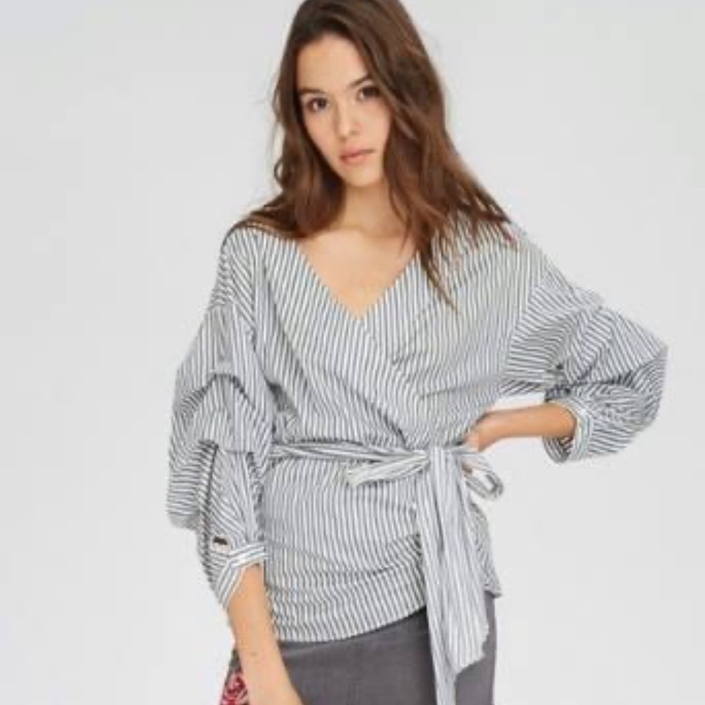 Wishlist Striped Wrap Top